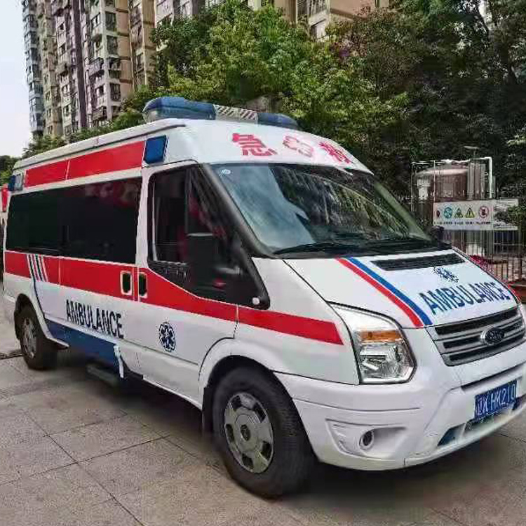 曲麻莱长途救护车护送病人返乡