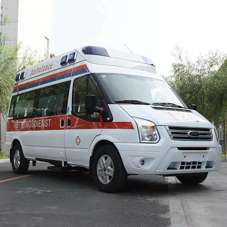 曲麻莱行动不便者长途救护车租赁：安全转运的核心注意事项​